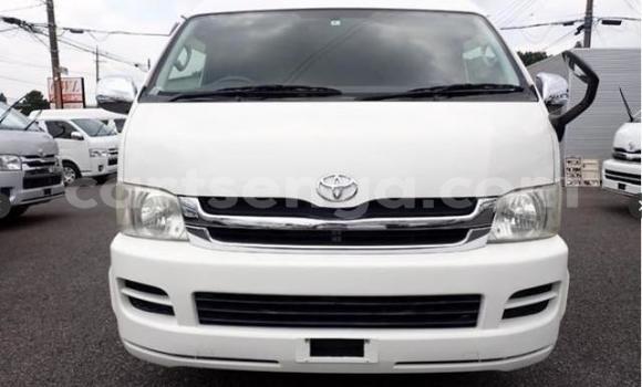 Buy Used Toyota Hiace White Car in Ezulwini in Hhohho Buy Used Toyota Hiace White Car in Ezulwini in Hhohho