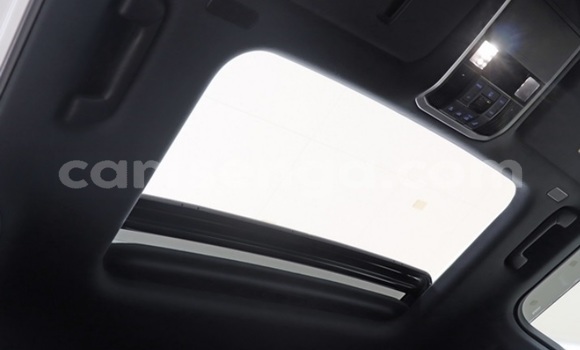 Buy Used Toyota Land Cruiser White Car in Big Bend in Lubombo Buy Used Toyota Land Cruiser White Car in Big Bend in Lubombo