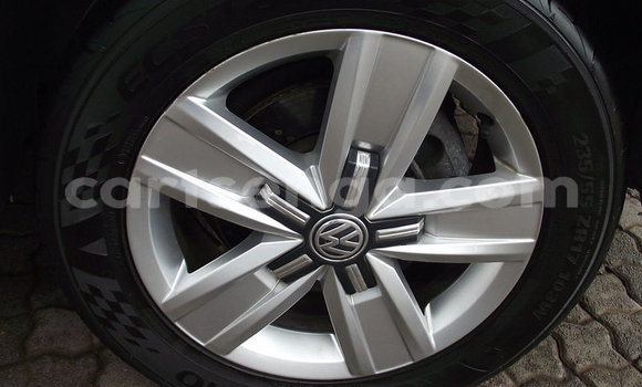 Buy Used Volkswagen Caravelle White Car in Mbabane in Manzini Buy Used Volkswagen Caravelle White Car in Mbabane in Manzini