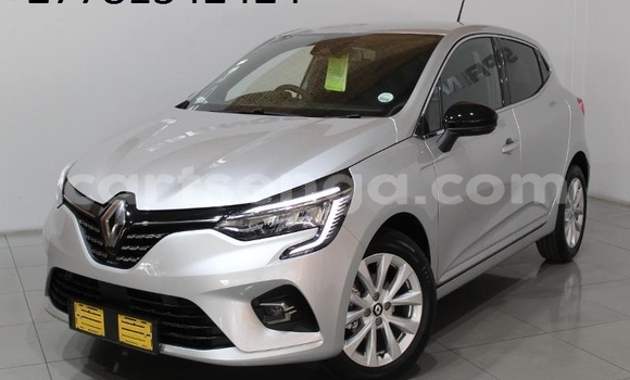 Nunua Ilio tumika Renault Clio Silver Gari ndani ya Mbabane nchini Manzini