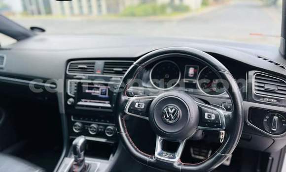 Nunua Ilio tumika Volkswagen Golf GTI White Gari ndani ya Mbabane nchini Manzini Nunua Ilio tumika Volkswagen Golf GTI White Gari ndani ya Mbabane nchini Manzini