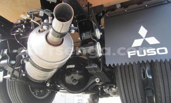 Nunua Ilio tumika Mitsubishi Van Other Lori ndani ya Manzini nchini Manzini Nunua Ilio tumika Mitsubishi Van Other Lori ndani ya Manzini nchini Manzini