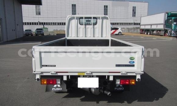 Nunua Ilio tumika Mitsubishi Van Other Lori ndani ya Manzini nchini Manzini Nunua Ilio tumika Mitsubishi Van Other Lori ndani ya Manzini nchini Manzini