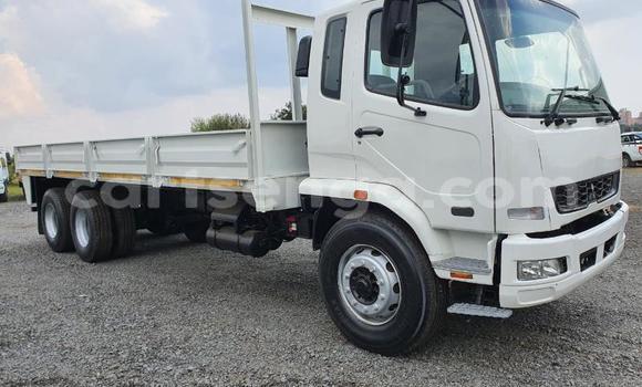 Acheter Occasion Utilitaire Mitsubishi L400 Blanc à Hlatikulu, Shiselweni District Acheter Occasion Utilitaire Mitsubishi L400 Blanc à Hlatikulu, Shiselweni District