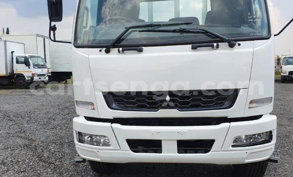 Acheter Occasion Utilitaire Mitsubishi L400 Blanc à Hlatikulu, Shiselweni District Acheter Occasion Utilitaire Mitsubishi L400 Blanc à Hlatikulu, Shiselweni District