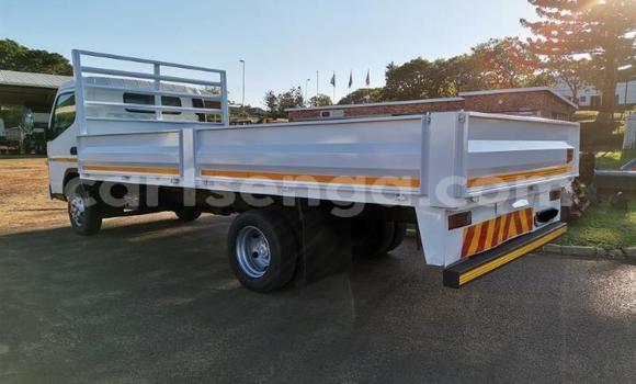 Acheter Occasion Utilitaire Mitsubishi Van Blanc à Ezulwini, Hhohho Acheter Occasion Utilitaire Mitsubishi Van Blanc à Ezulwini, Hhohho