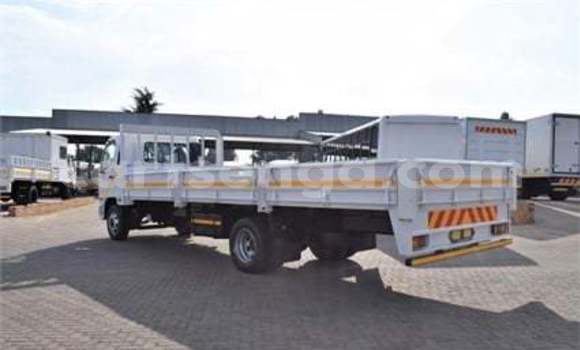 Acheter Occasion Utilitaire Mitsubishi L400 Blanc à Bulembu, Hhohho Acheter Occasion Utilitaire Mitsubishi L400 Blanc à Bulembu, Hhohho