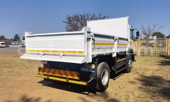 Acheter Occasion Utilitaire Mitsubishi L400 Blanc à Lobamba, Manzini Acheter Occasion Utilitaire Mitsubishi L400 Blanc à Lobamba, Manzini