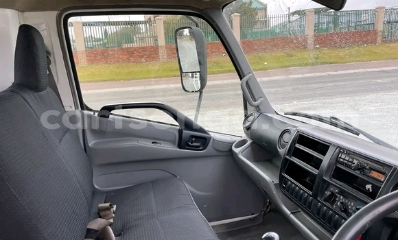 Acheter Occasion Utilitaire Toyota Dyna Blanc à Hluti, Shiselweni District Acheter Occasion Utilitaire Toyota Dyna Blanc à Hluti, Shiselweni District