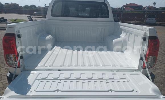 Acheter Occasion Voiture Toyota Hilux Blanc à Mbabane, Manzini Acheter Occasion Voiture Toyota Hilux Blanc à Mbabane, Manzini