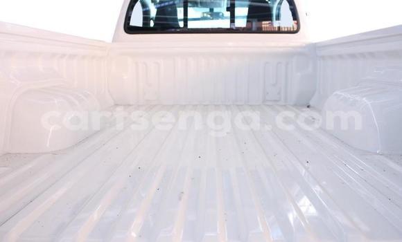 Acheter Occasion Voiture Toyota Hilux Blanc à Kwaluseni, Manzini Acheter Occasion Voiture Toyota Hilux Blanc à Kwaluseni, Manzini