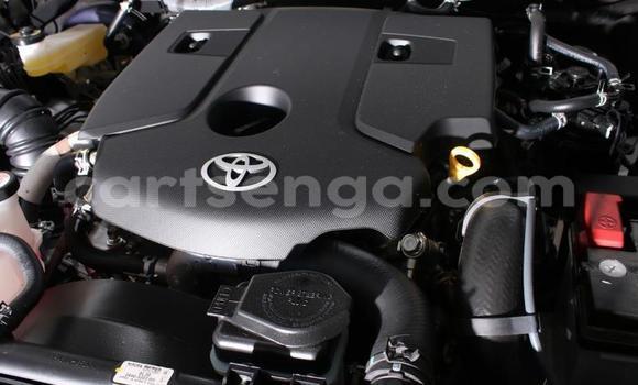 Acheter Occasion Voiture Toyota Hilux Blanc à Kwaluseni, Manzini Acheter Occasion Voiture Toyota Hilux Blanc à Kwaluseni, Manzini