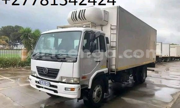 Buy Used Isuzu FTR 850 White Truck in Mbabane in Manzini