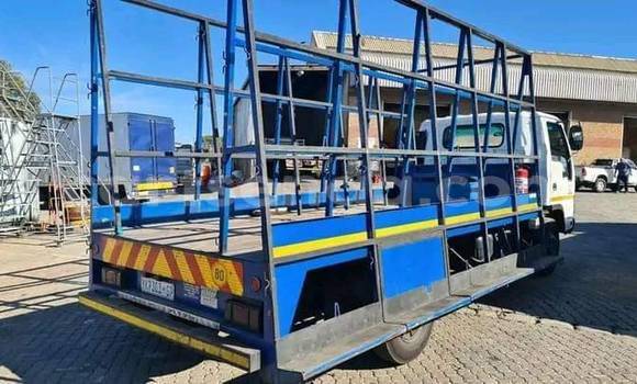 Acheter Occasion Utilitaire Isuzu FTR 850 Blanc à Mbabane, Manzini Acheter Occasion Utilitaire Isuzu FTR 850 Blanc à Mbabane, Manzini