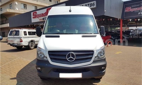 Nunua Ilio tumika Mercedes‒Benz S–Class White Gari ndani ya Mbabane nchini Manzini Nunua Ilio tumika Mercedes‒Benz S–Class White Gari ndani ya Mbabane nchini Manzini