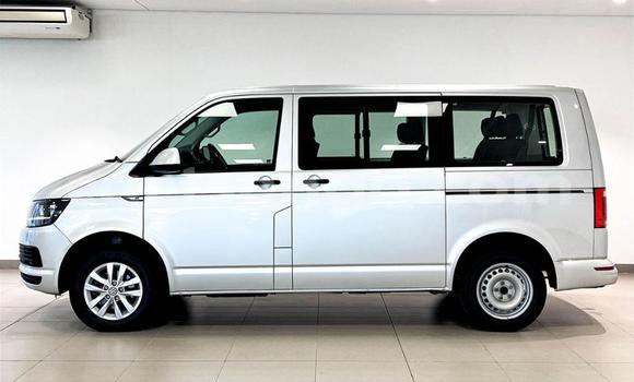 Buy Used Volkswagen Transporter White Car in Big Bend in Lubombo Buy Used Volkswagen Transporter White Car in Big Bend in Lubombo