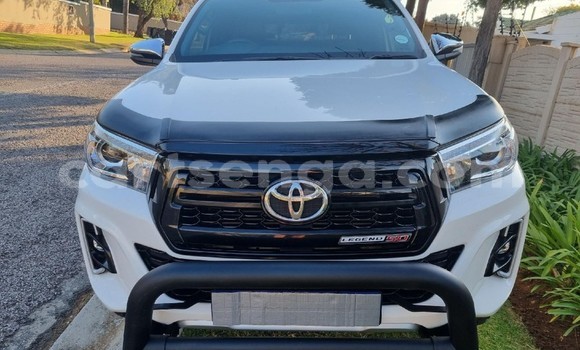 Buy Used Toyota Hilux White Car in Manzini in Manzini Buy Used Toyota Hilux White Car in Manzini in Manzini