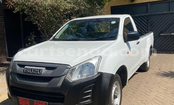 Buy Used Isuzu D–MAX White Car in Ezulwini in Hhohho Buy Used Isuzu D–MAX White Car in Ezulwini in Hhohho