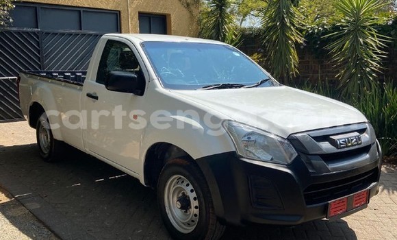 Buy Used Isuzu D–MAX White Car in Ezulwini in Hhohho Buy Used Isuzu D–MAX White Car in Ezulwini in Hhohho