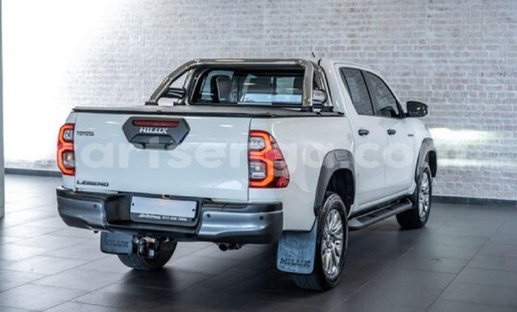 Buy Used Toyota Hilux White Car in Big Bend in Lubombo Buy Used Toyota Hilux White Car in Big Bend in Lubombo