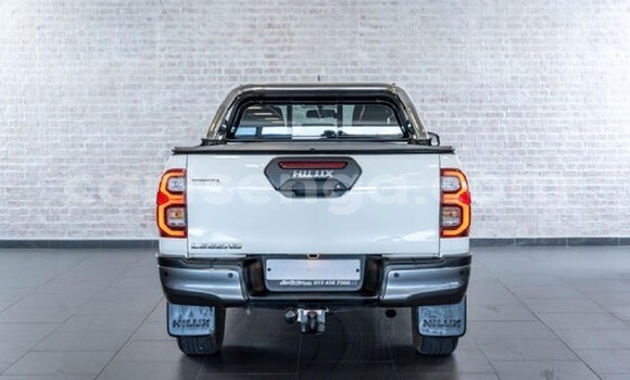 Buy Used Toyota Hilux White Car in Big Bend in Lubombo Buy Used Toyota Hilux White Car in Big Bend in Lubombo