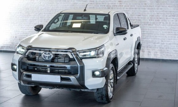 Buy Used Toyota Hilux White Car in Big Bend in Lubombo Buy Used Toyota Hilux White Car in Big Bend in Lubombo