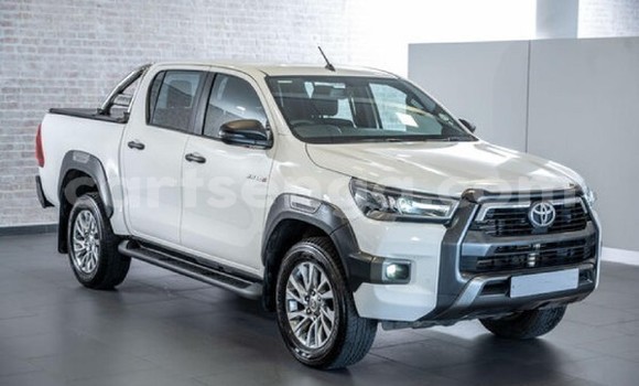 Buy Used Toyota Hilux White Car in Big Bend in Lubombo Buy Used Toyota Hilux White Car in Big Bend in Lubombo