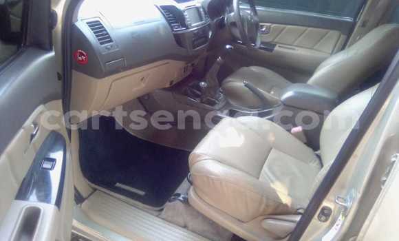 Acheter Occasion Voiture Toyota Fortuner Gris à Bulembu, Hhohho Acheter Occasion Voiture Toyota Fortuner Gris à Bulembu, Hhohho