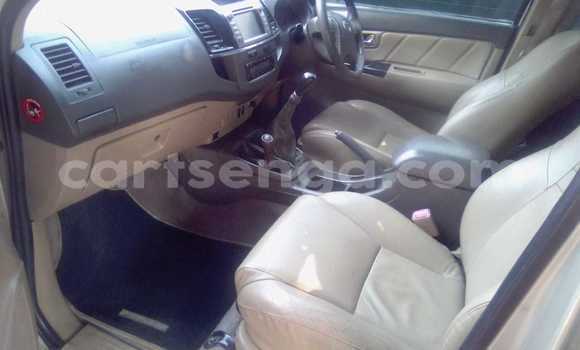 Acheter Occasion Voiture Toyota Fortuner Gris à Bulembu, Hhohho Acheter Occasion Voiture Toyota Fortuner Gris à Bulembu, Hhohho