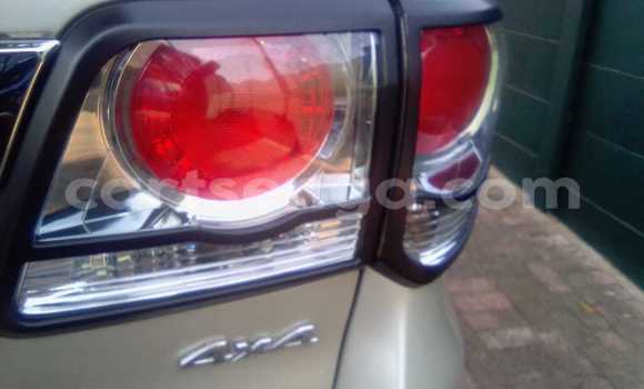 Acheter Occasion Voiture Toyota Fortuner Gris à Bulembu, Hhohho Acheter Occasion Voiture Toyota Fortuner Gris à Bulembu, Hhohho