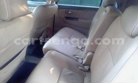 Acheter Occasion Voiture Toyota Fortuner Gris à Bulembu, Hhohho Acheter Occasion Voiture Toyota Fortuner Gris à Bulembu, Hhohho
