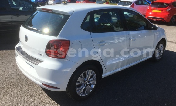 Buy Used Volkswagen Polo White Car in Mbabane in Manzini Buy Used Volkswagen Polo White Car in Mbabane in Manzini