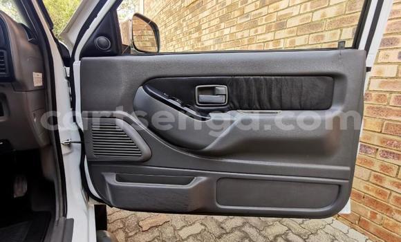 Acheter Occasion Voiture Isuzu KB Blanc à Ezulwini, Hhohho Acheter Occasion Voiture Isuzu KB Blanc à Ezulwini, Hhohho