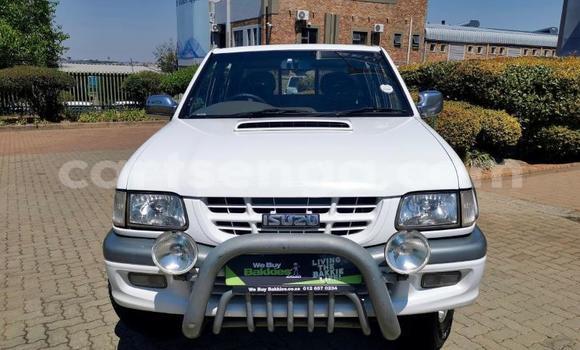 Acheter Occasion Voiture Isuzu KB Blanc à Ezulwini, Hhohho Acheter Occasion Voiture Isuzu KB Blanc à Ezulwini, Hhohho