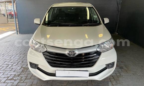 Nunua Ilio tumika Toyota Avanza White Gari ndani ya Ezulwini nchini Hhohho Nunua Ilio tumika Toyota Avanza White Gari ndani ya Ezulwini nchini Hhohho
