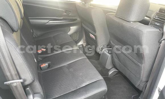 Nunua Ilio tumika Toyota Avanza White Gari ndani ya Ezulwini nchini Hhohho Nunua Ilio tumika Toyota Avanza White Gari ndani ya Ezulwini nchini Hhohho