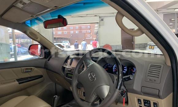 Acheter Occasion Voiture Toyota Fortuner Blanc à Ezulwini, Hhohho Acheter Occasion Voiture Toyota Fortuner Blanc à Ezulwini, Hhohho