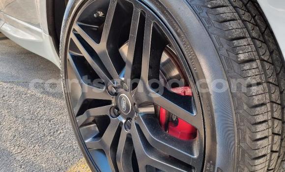 Acheter Occasion Voiture Range Rover Range Rover Blanc à Ezulwini, Hhohho Acheter Occasion Voiture Range Rover Range Rover Blanc à Ezulwini, Hhohho