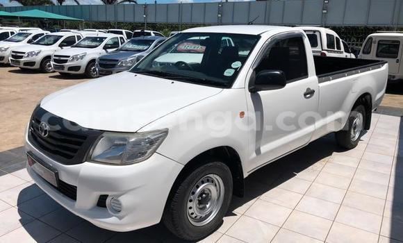 Acheter Occasion Voiture Toyota Hilux Blanc à Hluti, Shiselweni District