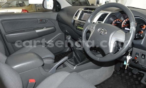 Buy Used Toyota Hilux Silver Car in Mbabane in Manzini Buy Used Toyota Hilux Silver Car in Mbabane in Manzini
