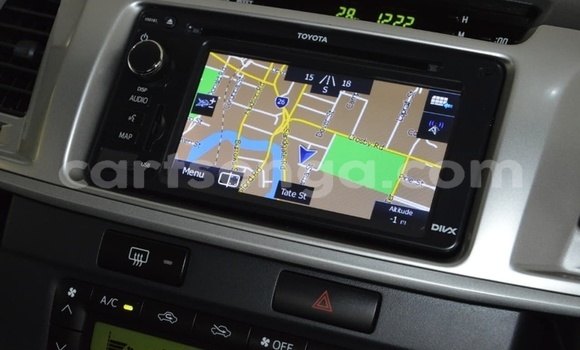 Buy Used Toyota Hilux Silver Car in Mbabane in Manzini Buy Used Toyota Hilux Silver Car in Mbabane in Manzini