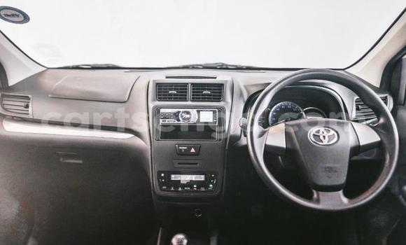 Acheter Occasion Voiture Toyota Avanza Gris à Big Bend, Lubombo District Acheter Occasion Voiture Toyota Avanza Gris à Big Bend, Lubombo District