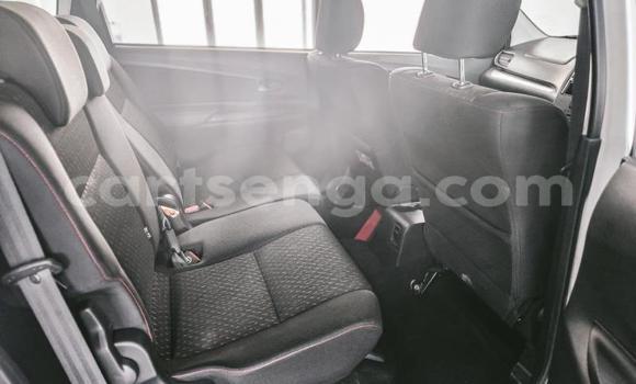 Acheter Occasion Voiture Toyota Avanza Gris à Big Bend, Lubombo District Acheter Occasion Voiture Toyota Avanza Gris à Big Bend, Lubombo District