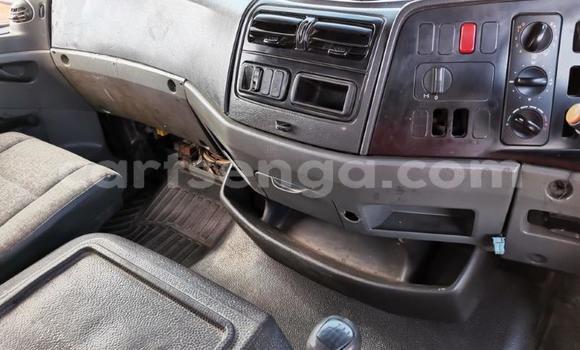 Acheter Occasion Utilitaire Mercedes‒Benz Tipper Blanc à Big Bend, Lubombo District Acheter Occasion Utilitaire Mercedes‒Benz Tipper Blanc à Big Bend, Lubombo District