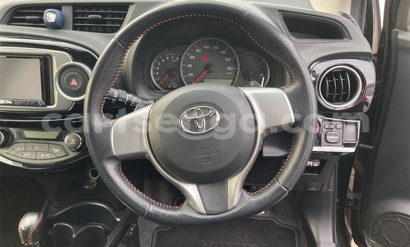 Nunua Ilio tumika Toyota Vitz Black Gari ndani ya Big Bend nchini Wilaya ya Lubombo Nunua Ilio tumika Toyota Vitz Black Gari ndani ya Big Bend nchini Wilaya ya Lubombo