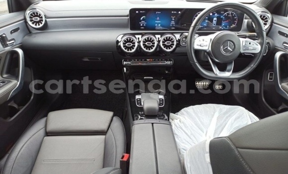 Nunua Ilio tumika Mercedes‒Benz A–Class White Gari ndani ya Big Bend nchini Lubombo Nunua Ilio tumika Mercedes‒Benz A–Class White Gari ndani ya Big Bend nchini Lubombo