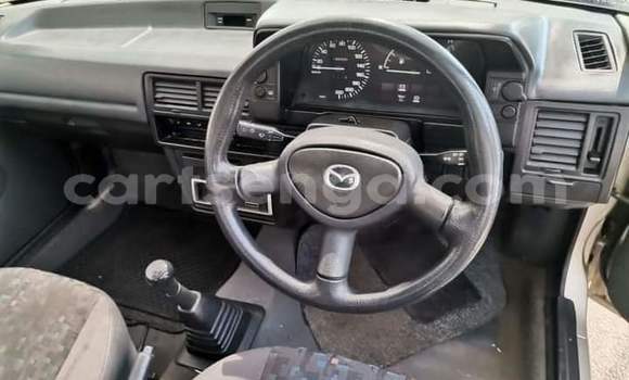 Acheter Occasion Voiture Mazda 323 Gris à Manzini, Manzini Acheter Occasion Voiture Mazda 323 Gris à Manzini, Manzini