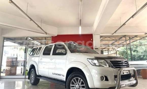 Acheter Occasion Voiture Toyota Hilux Blanc à Manzini, Manzini Acheter Occasion Voiture Toyota Hilux Blanc à Manzini, Manzini