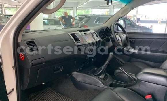 Acheter Occasion Voiture Toyota Hilux Blanc à Manzini, Manzini Acheter Occasion Voiture Toyota Hilux Blanc à Manzini, Manzini