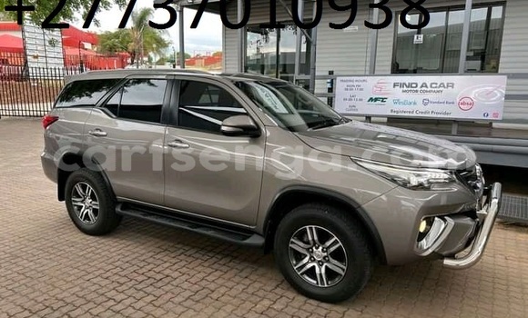 Buy Used Toyota RAV4 White Car in Mbabane in Manzini Buy Used Toyota RAV4 White Car in Mbabane in Manzini